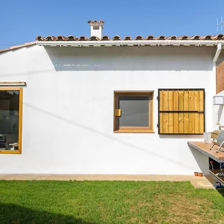Casita En La Naturaleza, אולות